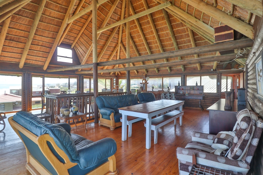10 Bedroom Property for Sale in Dana Bay Western Cape